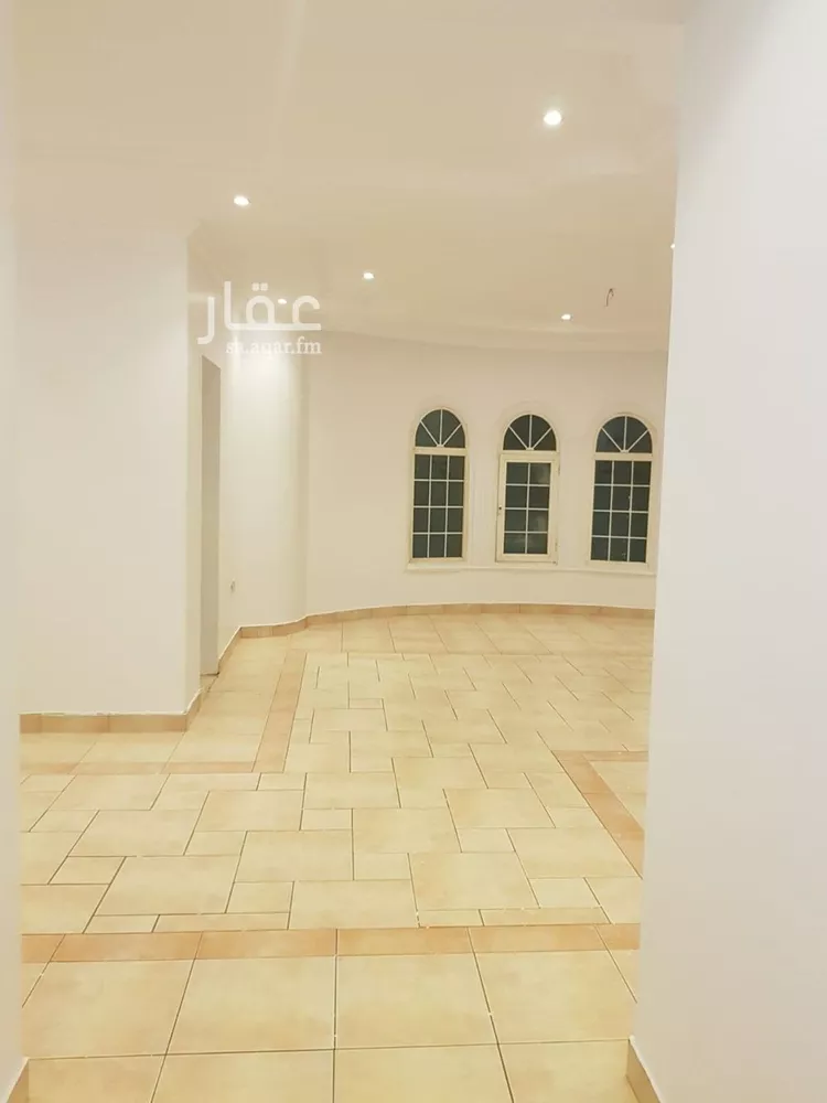 فيلا للإيجار في شارع ابن الحلاوي, حي الملك سلمان, مدينة الرياض, منطقة الرياض صورة 2