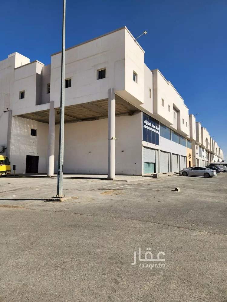 عمارة للإيجار في شارع حسن بن عبدالقادر طيب, حي طويق, مدينة الرياض, منطقة الرياض