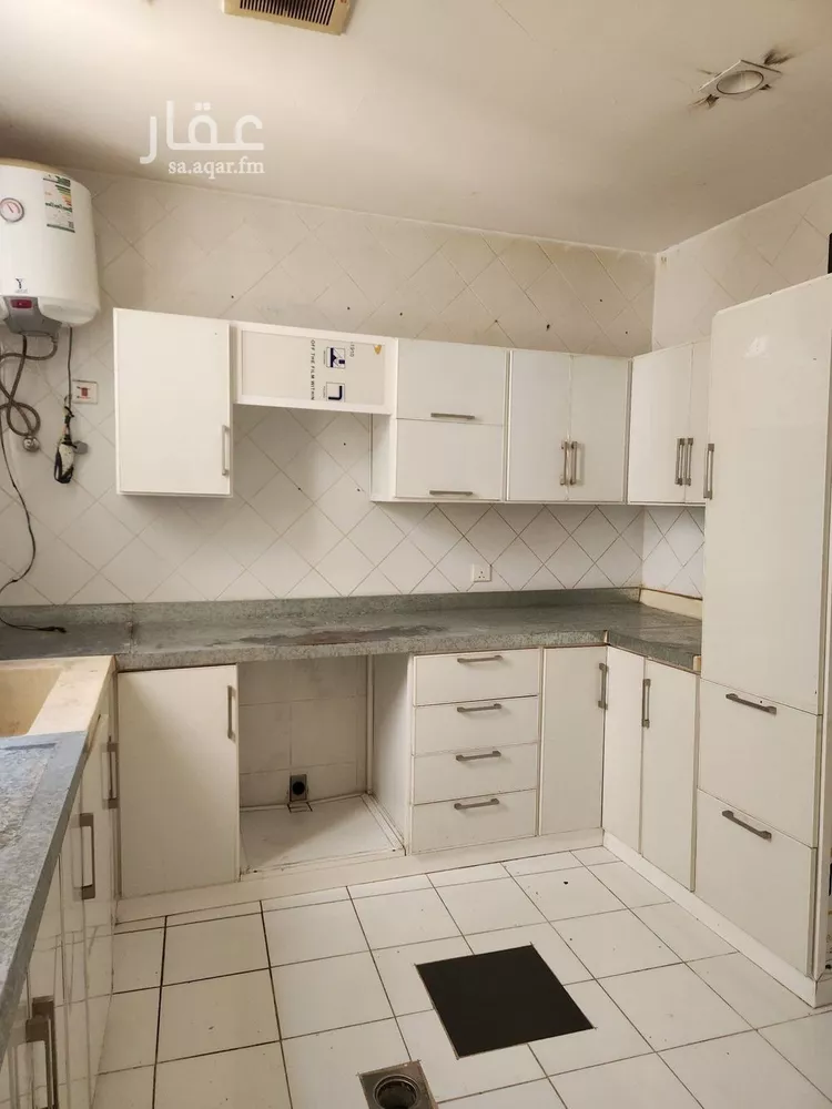 عمارة للإيجار في شارع الخطيب بن تيمية, حي العود, مدينة الرياض, منطقة الرياض صورة 4
