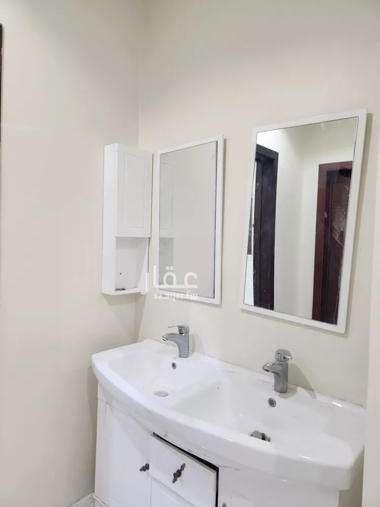 Floor for Rent in Riyadh Al Arid صورة 3