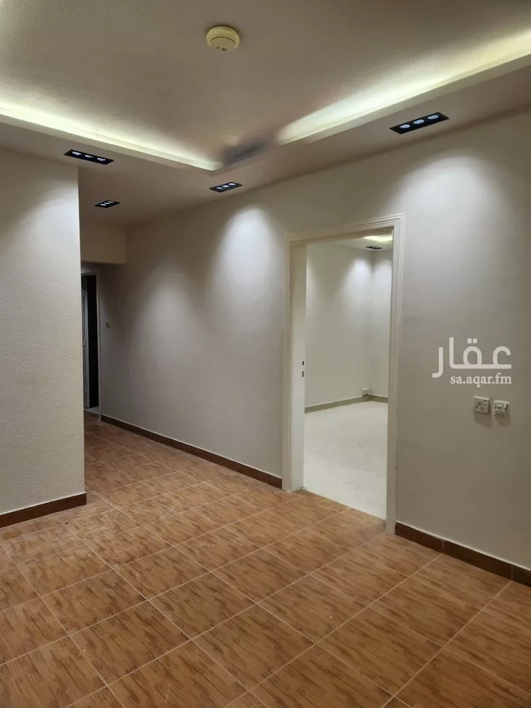 Commercial Office for Rent in Riyadh Al Wahah صورة 2
