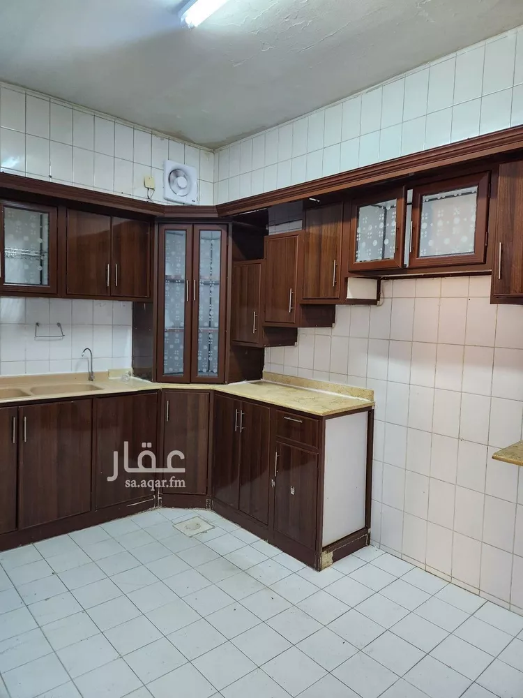 شقة للإيجار في شارع عقدة, حي السليمانية, مدينة الرياض, منطقة الرياض صورة 3