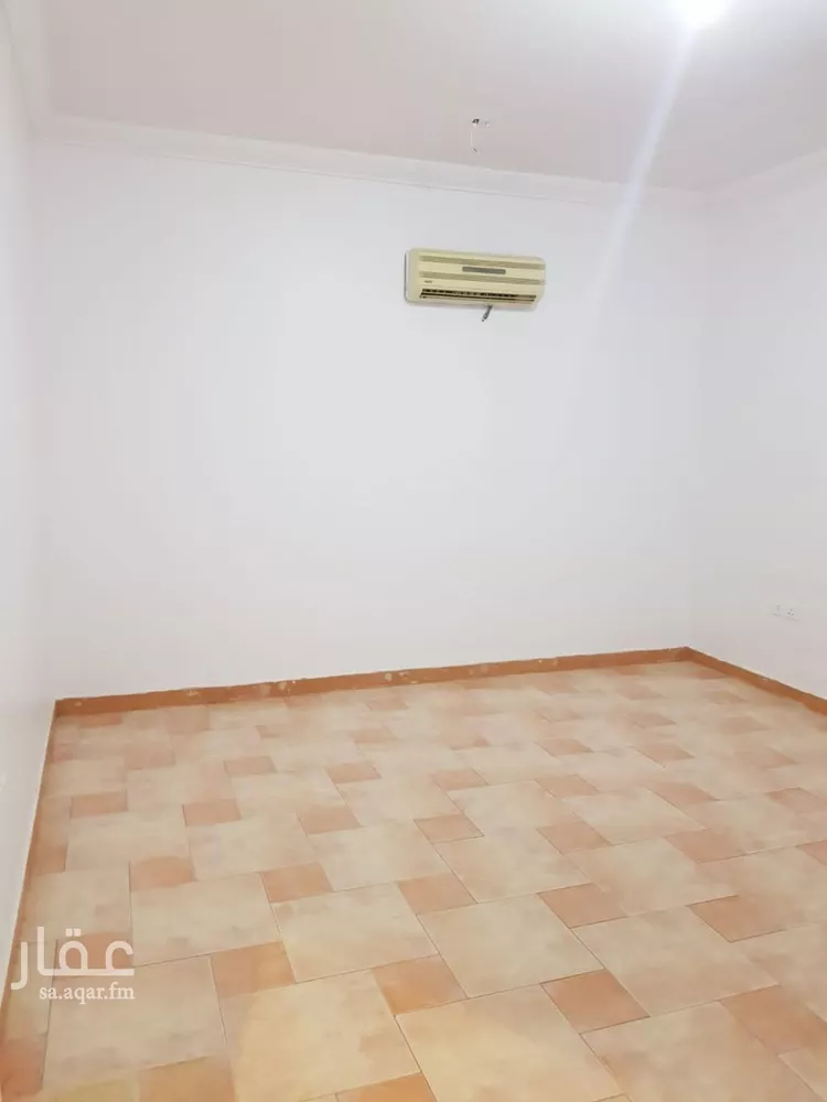 فيلا للإيجار في شارع ابن الحلاوي, حي الملك سلمان, مدينة الرياض, منطقة الرياض صورة 3