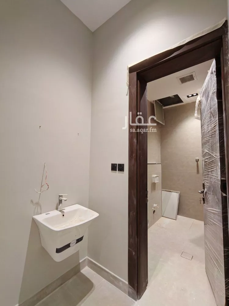 دور للبيع في شارع عثمان بن بشر النجدي, حي الرمال, مدينة الرياض, منطقة الرياض صورة 2