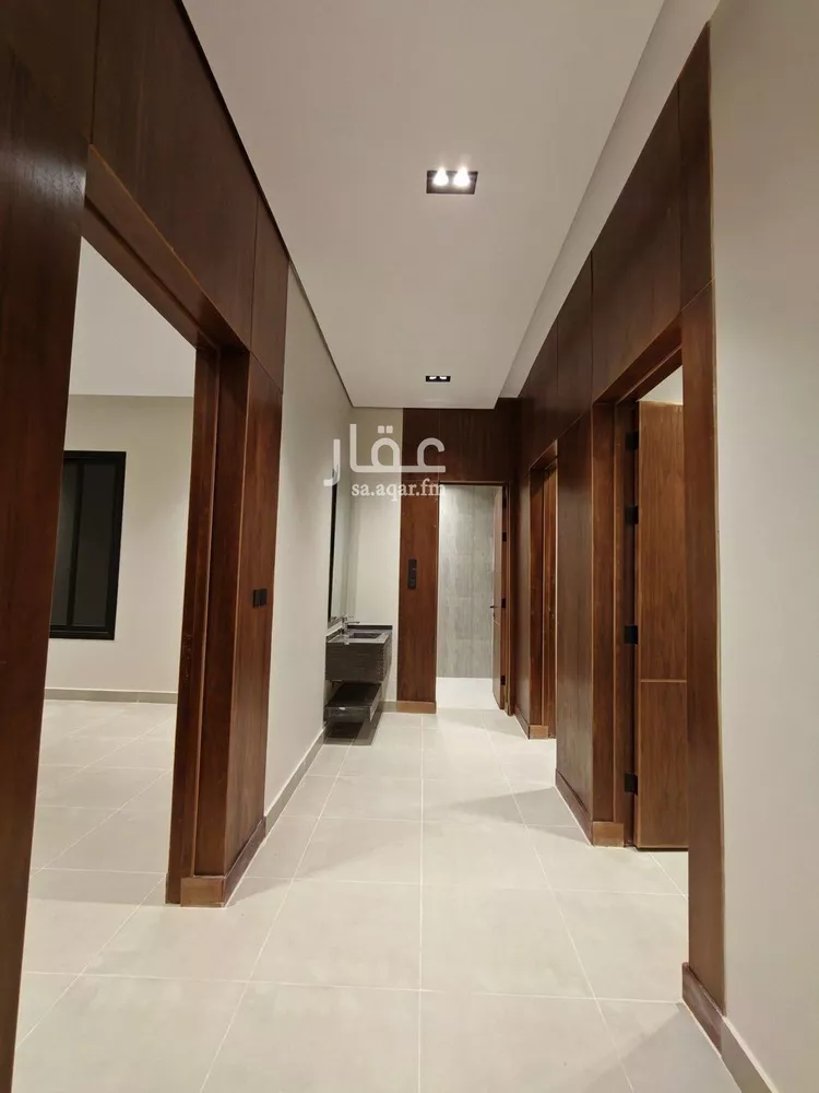دور للبيع في شارع نويعمه, حي اليرموك, مدينة الرياض, منطقة الرياض 9