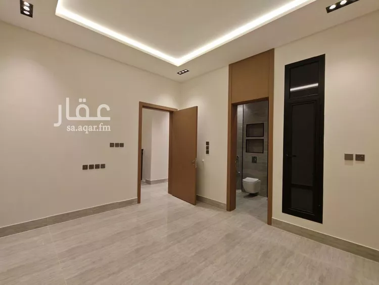 Floor for Sale in Riyadh Ar Rimal 6