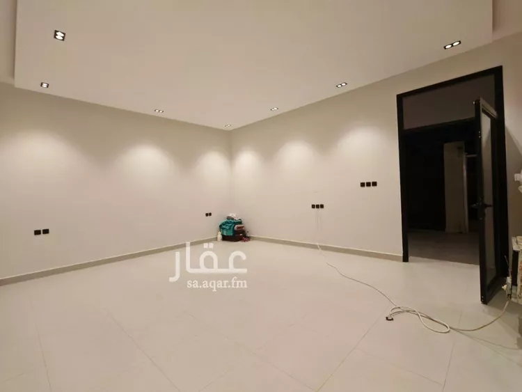دور للبيع في شارع جبل الصفاح, حي الخليج, مدينة الرياض, منطقة الرياض صورة 4