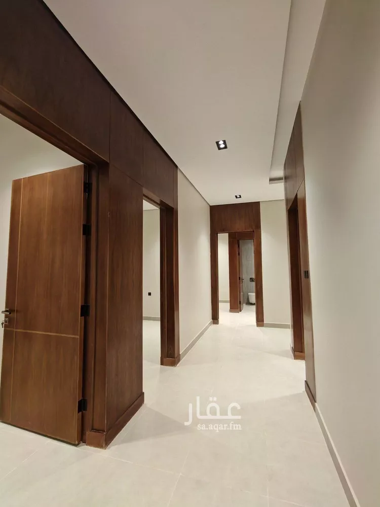 دور للبيع في شارع نويعمه, حي اليرموك, مدينة الرياض, منطقة الرياض صورة 5