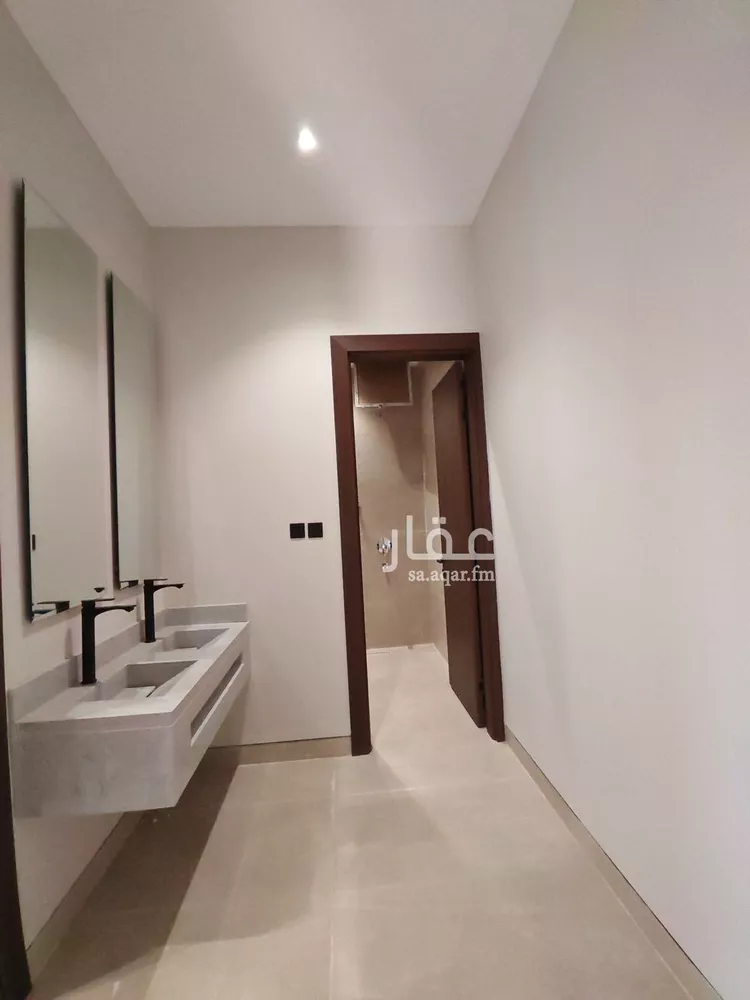دور للبيع في شارع جبل الغبيرات, حي قرطبة, مدينة الرياض, منطقة الرياض 7