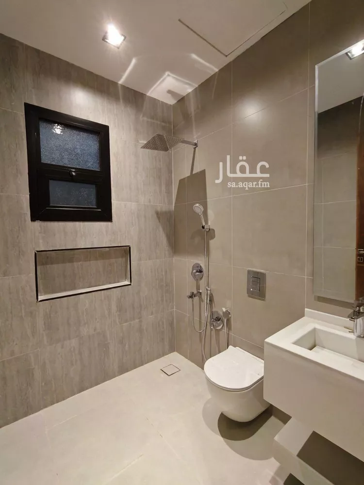 دور للبيع في شارع نويعمه, حي اليرموك, مدينة الرياض, منطقة الرياض صورة 5