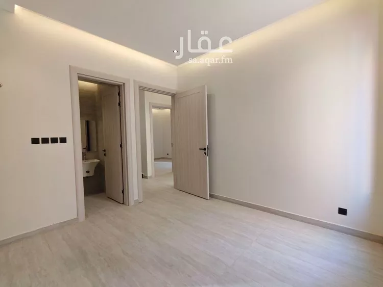 فيلا للبيع في شارع سليمان الحميضي, حي الرمال, مدينة الرياض, منطقة الرياض 9