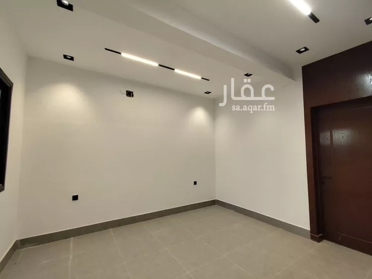 دور للبيع في شارع رقم 329, حي المونسية, مدينة الرياض, منطقة الرياض صورة 5