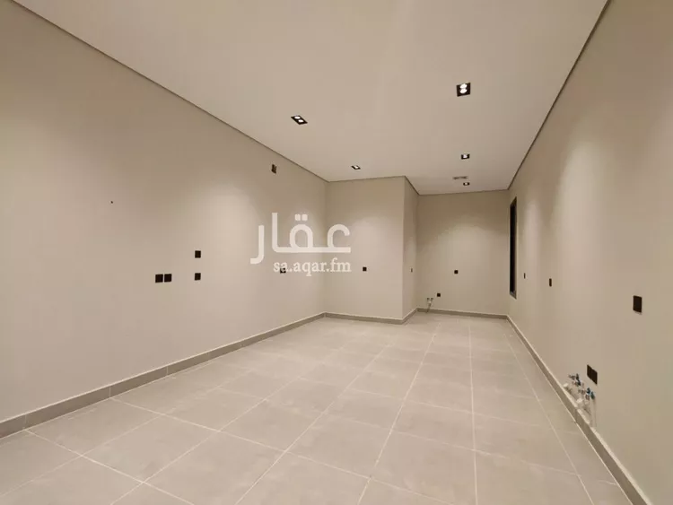 دور للبيع في شارع نويعمه, حي اليرموك, مدينة الرياض, منطقة الرياض 15