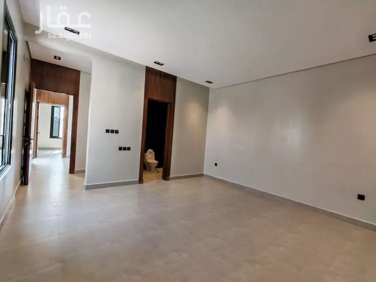 فيلا للبيع في شارع رقم 379, حي المونسية, مدينة الرياض, منطقة الرياض 1 صورة