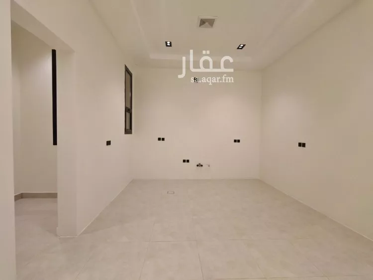 دور للبيع في شارع شبيب بن شيبه, حي النهضة, مدينة الرياض, منطقة الرياض صورة 3