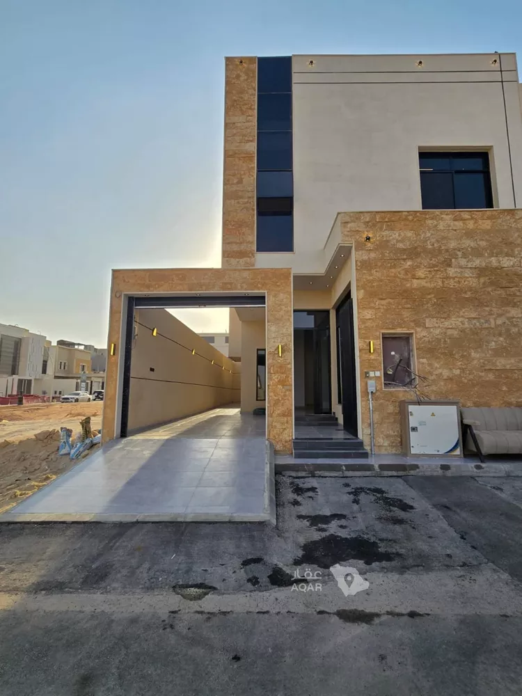 فيلا للبيع في شارع خارجة بن سعيد, حي الرمال, مدينة الرياض, منطقة الرياض
