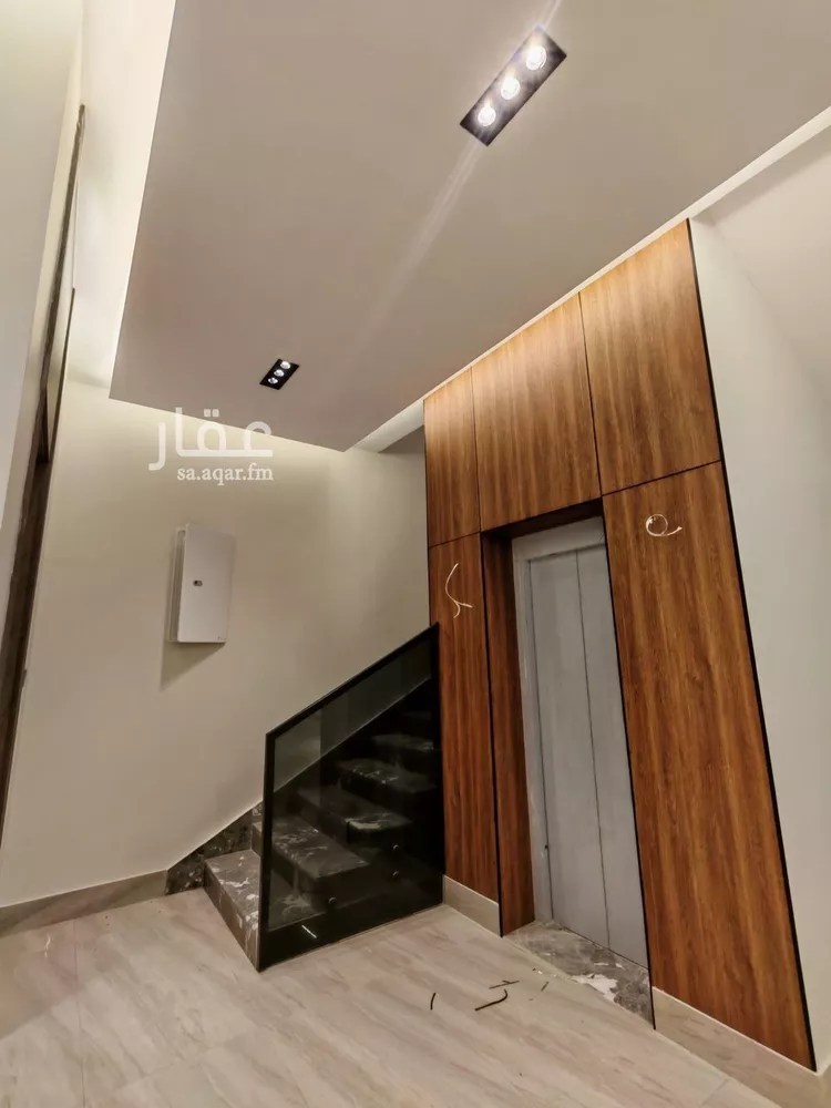 فيلا للبيع في شارع شعبة بن الحجاج, حي الرمال, مدينة الرياض, منطقة الرياض 1 صورة