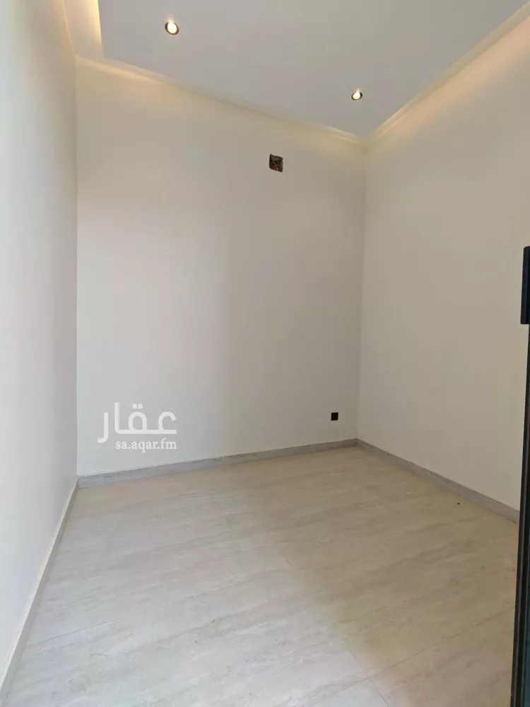 فيلا للبيع في شارع سليمان الحميضي, حي الرمال, مدينة الرياض, منطقة الرياض 13