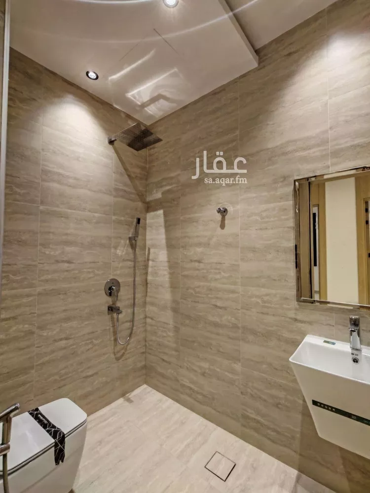 شقة للبيع في شارع مطلق بن صالح بن مطلق, حي إشبيلية, مدينة الرياض, منطقة الرياض 7