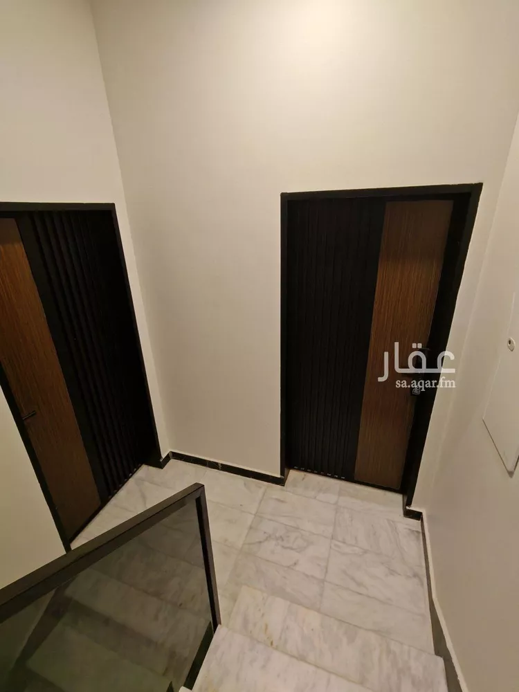 Floor for Sale in Riyadh Ar Rimal 15
