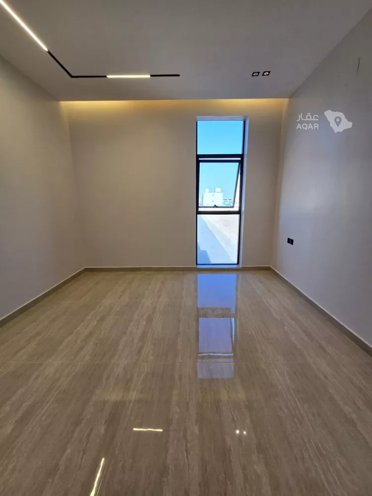 فيلا للبيع في شارع خارجة بن سعيد, حي الرمال, مدينة الرياض, منطقة الرياض 15