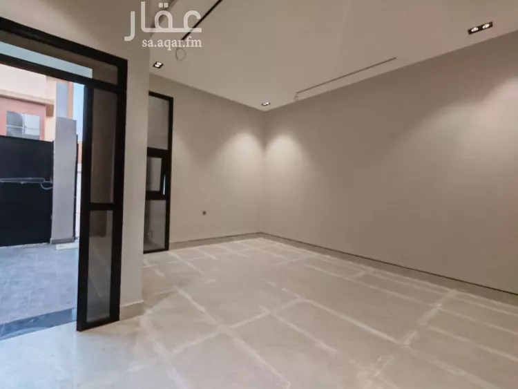 دور للبيع في شارع مسلمة, حي قرطبة, مدينة الرياض, منطقة الرياض صورة 4