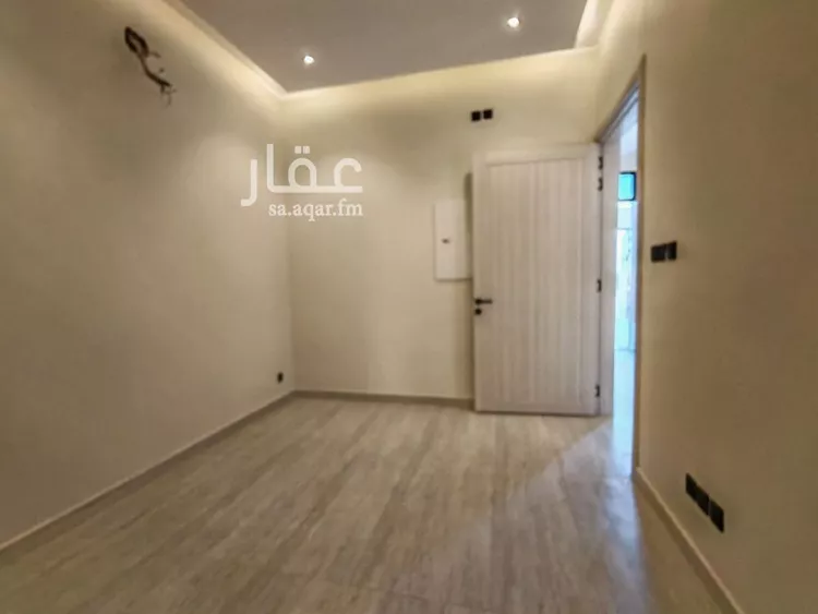 فيلا للبيع في شارع سليمان الحميضي, حي الرمال, مدينة الرياض, منطقة الرياض 12