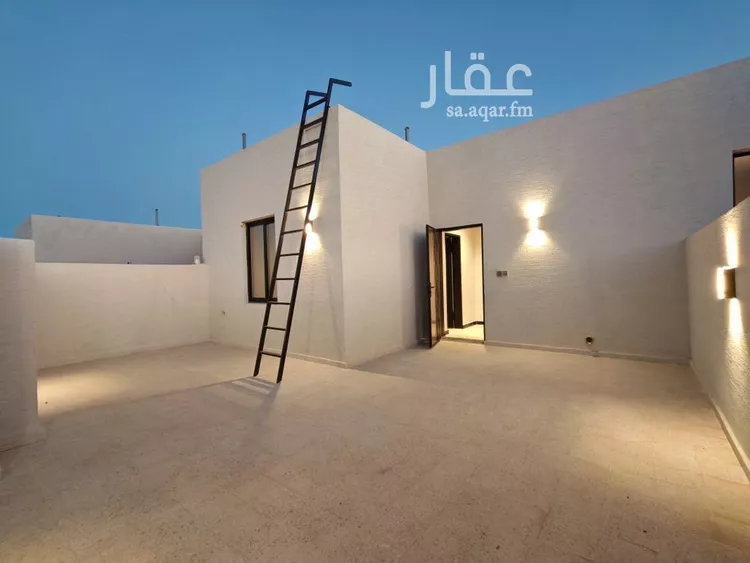 Floor for Sale in Riyadh Ar Rimal 9