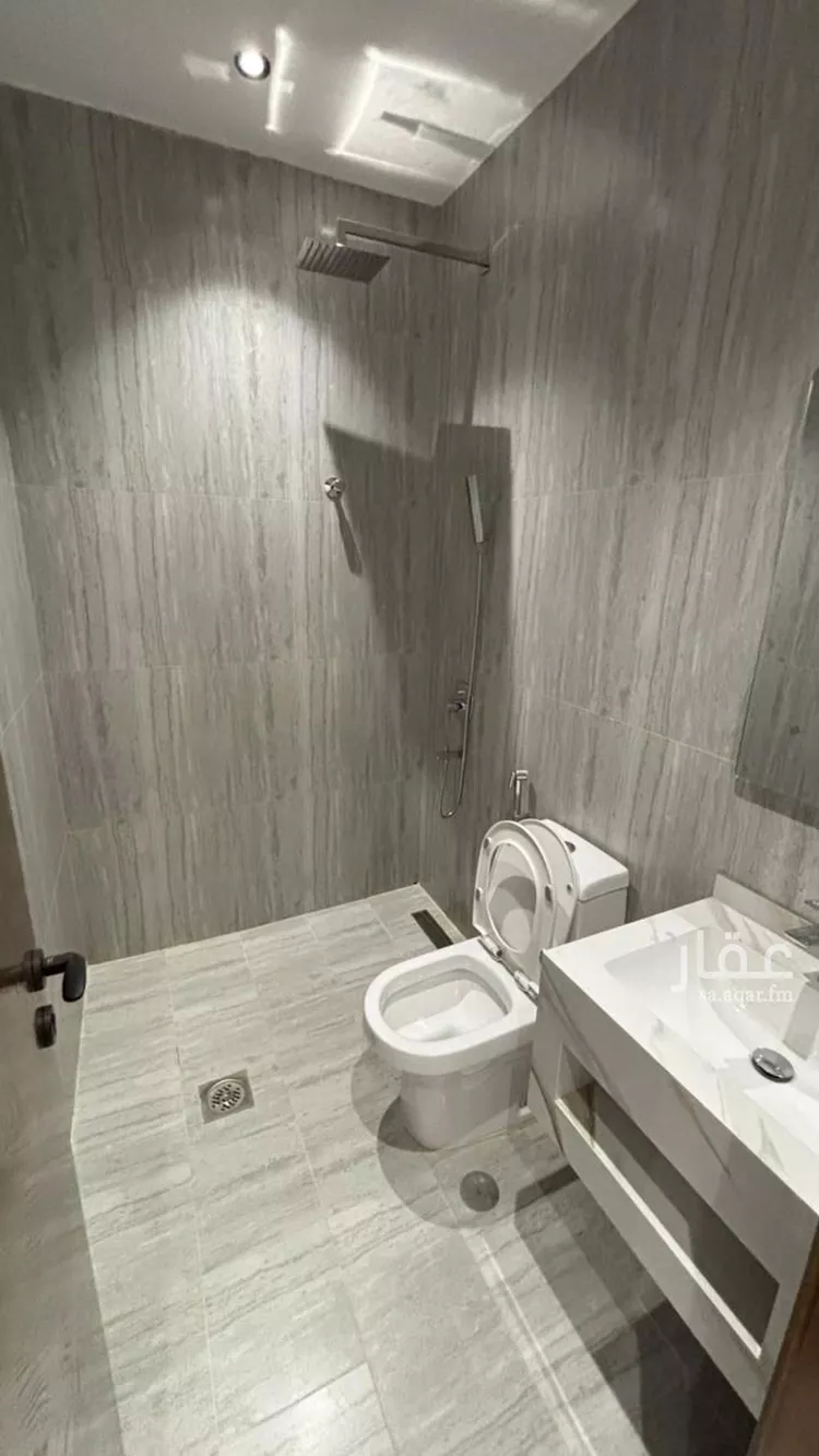 فيلا للبيع في شارع بشر ابن هلال العبدي, حي شوران, مدينة المدينة المنورة, منطقة المدينة المنورة صورة 5