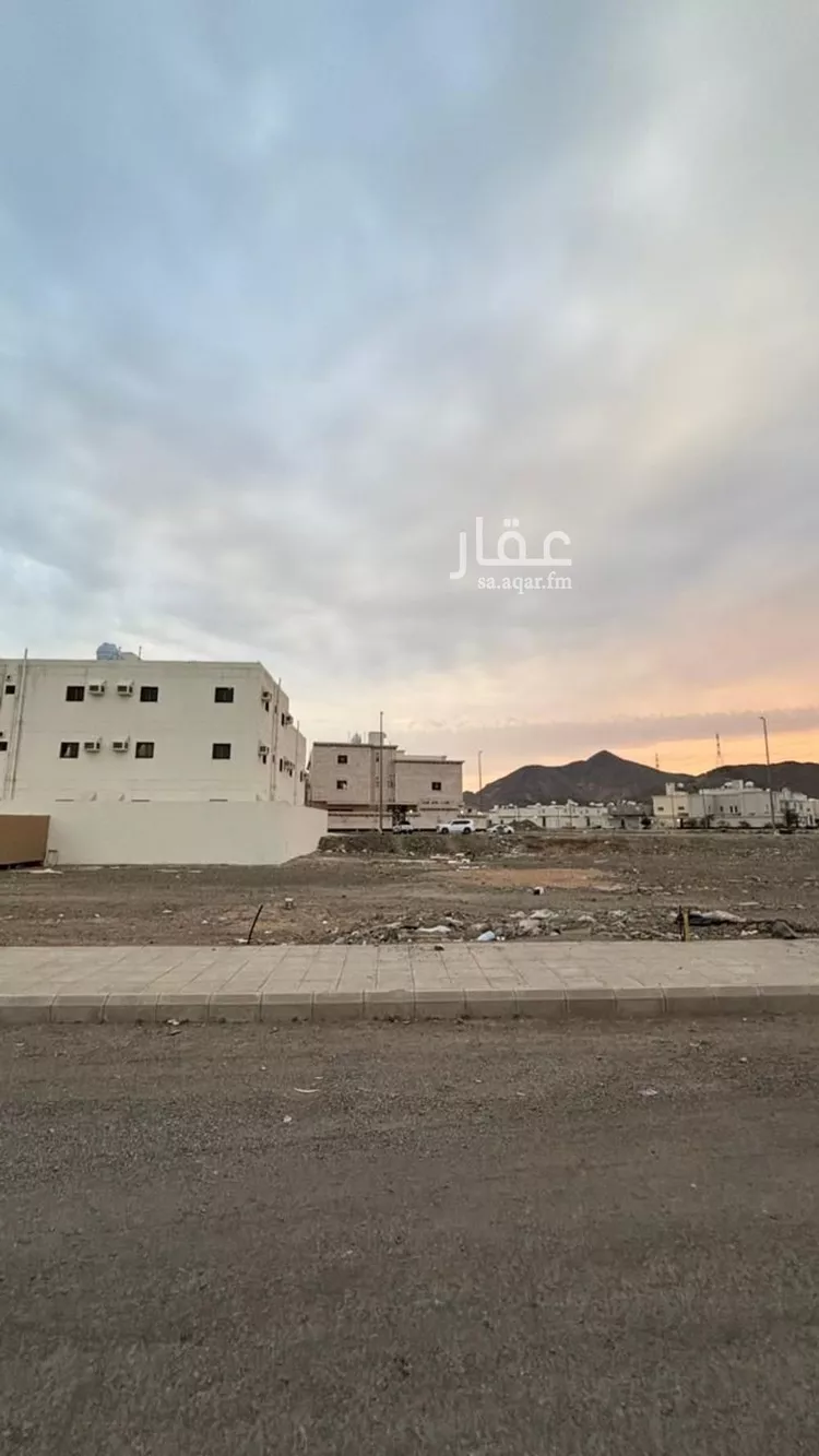 أرض للبيع في شارع محمد بن عمر مكي, حي السلام, مدينة المدينة المنورة, منطقة المدينة المنورة صورة 2