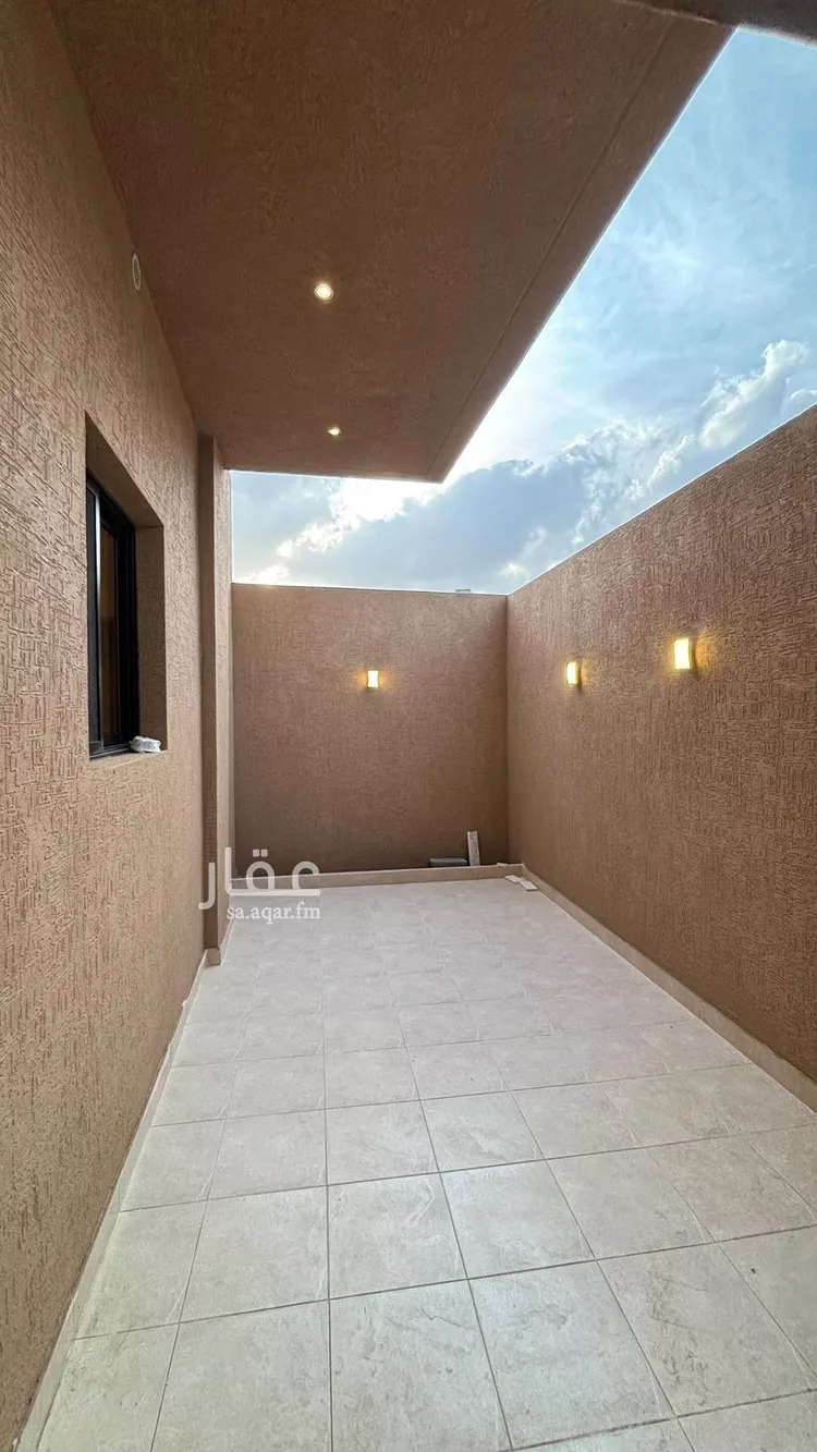 فيلا للبيع في شارع سلم بن ابي الذيال, حي شوران, مدينة المدينة المنورة, منطقة المدينة المنورة صورة 3