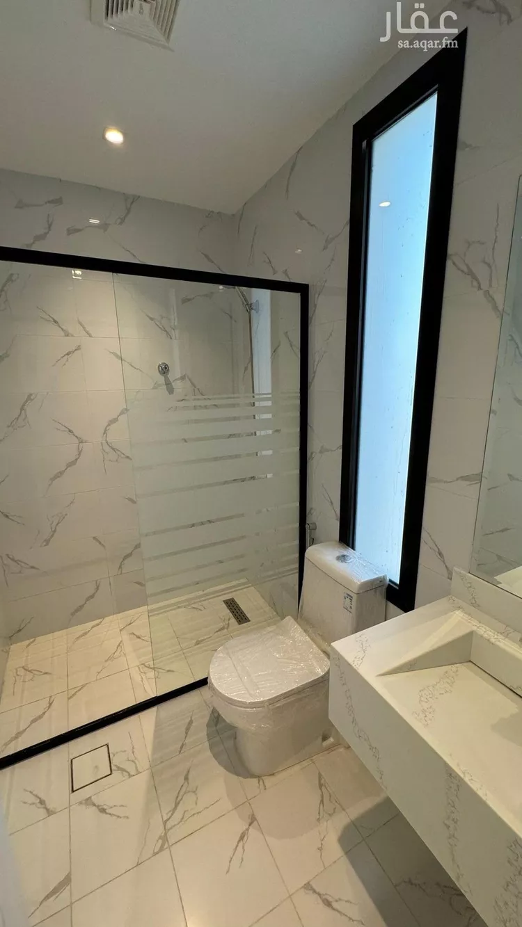 فيلا للبيع في شارع محمد بن المصيصي, حي بنى بياضة, مدينة المدينة المنورة, منطقة المدينة المنورة صورة 2