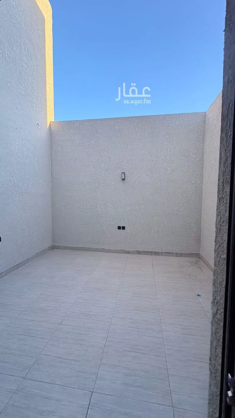 شقة للبيع في شارع عياض ابن حمار المجاشعي, حي الدفاع, مدينة المدينة المنورة, منطقة المدينة المنورة صورة 3