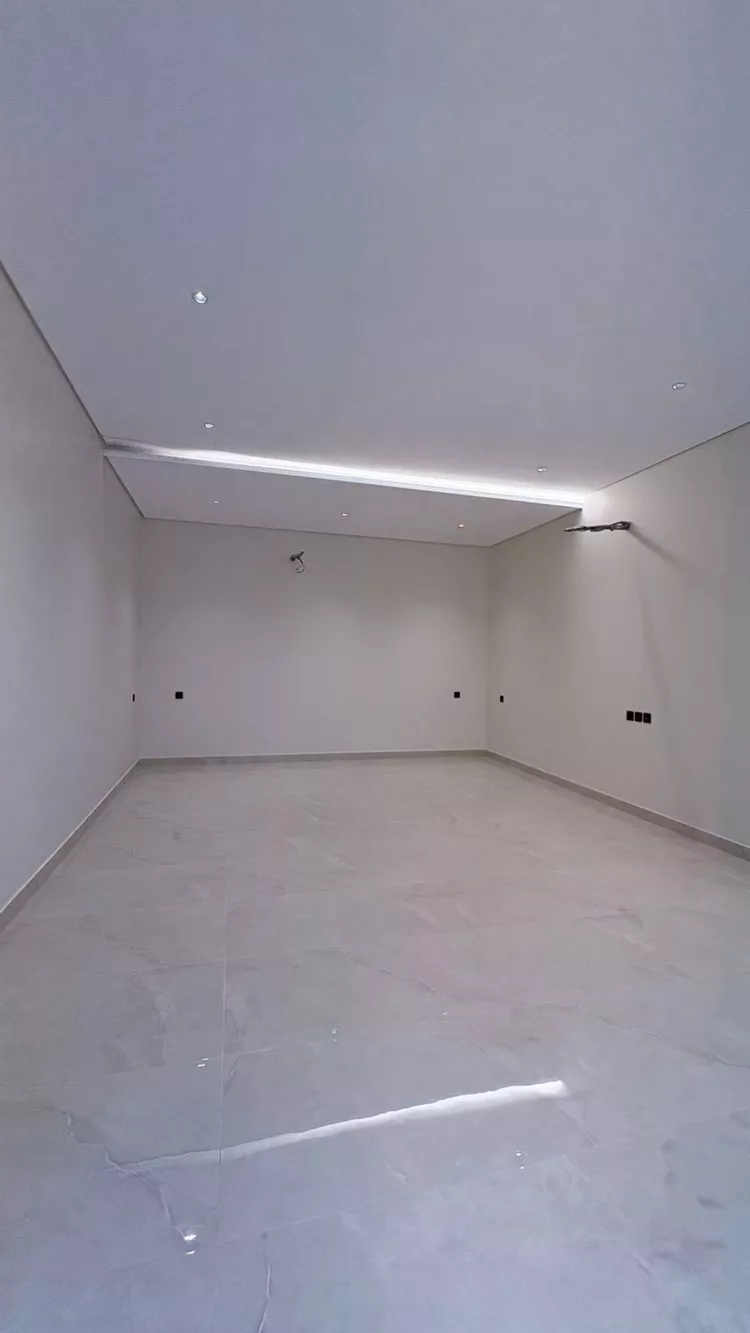 Floor for Sale in Medina An Naqs 12