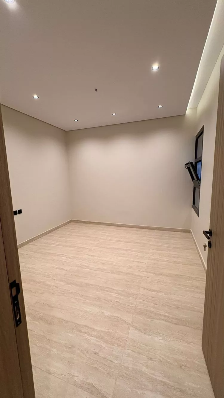 عمارة للبيع في شارع الحارث ابن جندب, حي شوران, مدينة المدينة المنورة, منطقة المدينة المنورة 7