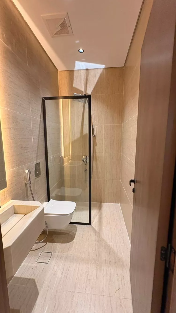 Studio for sale in Medina King Fahd صورة 2