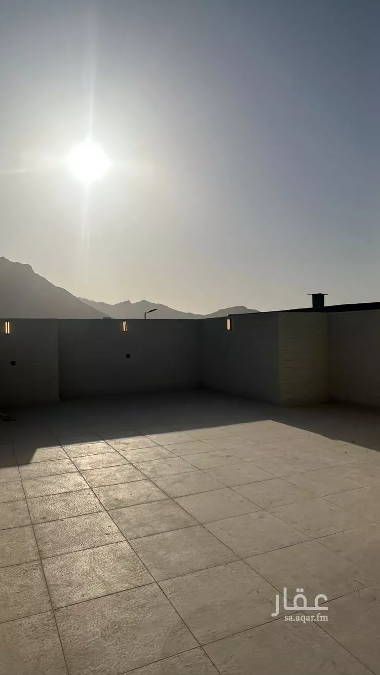 فيلا للبيع في شارع عمرو بن الحارث, حي الشافية, مدينة المدينه المنوره, منطقة المدينة المنورة صورة 4