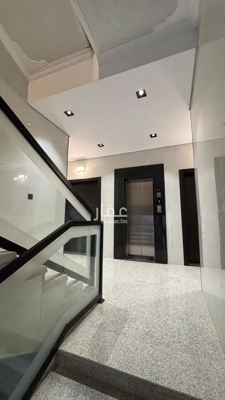 شقة للبيع في شارع زياد بن سيار, حي شوران, مدينة المدينة المنورة, منطقة المدينة المنورة