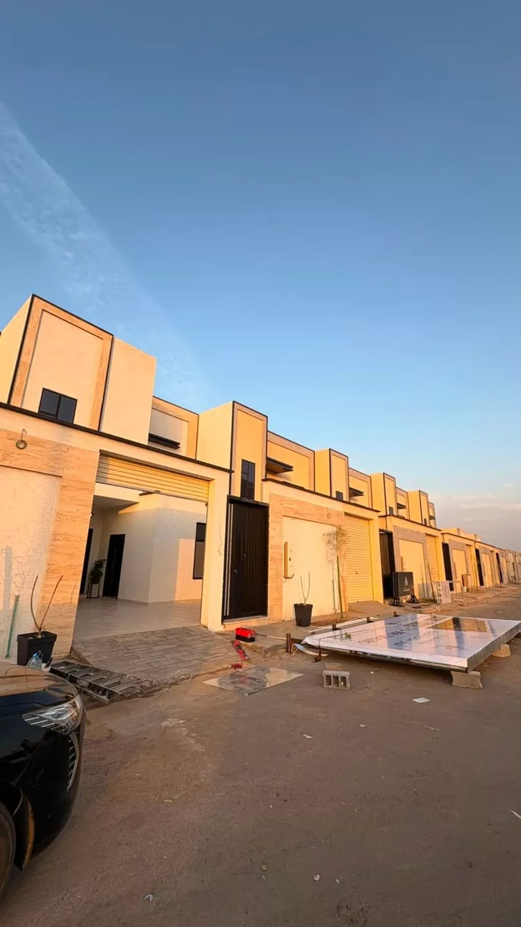 دور للبيع في شارع هشام بن عبدالملك بن مروان, حي نبلاء, مدينة المدينة المنورة, منطقة المدينة المنورة 7
