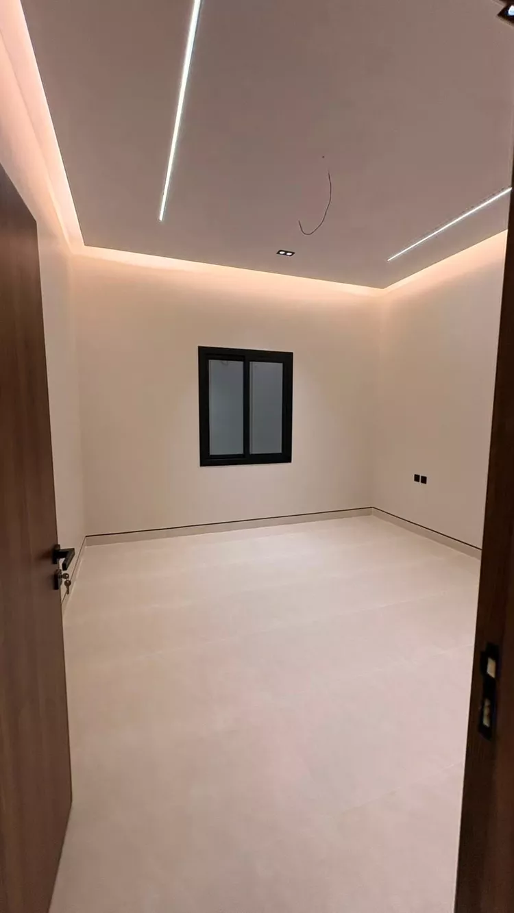 Floor for Sale in Medina Ar Ranuna 19