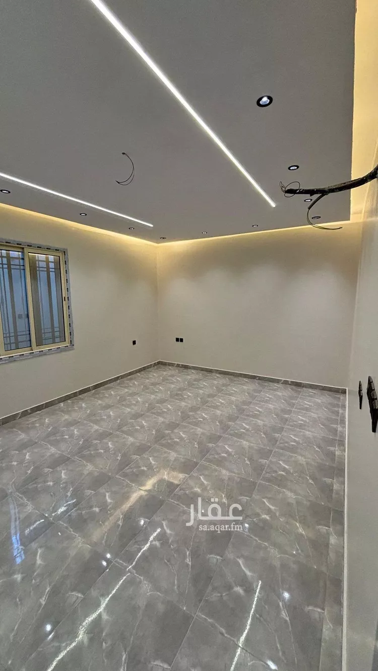 دور للبيع في شارع عفيف بن معد يكرب سنان, حي العزيزية, مدينة المدينه المنوره, منطقة المدينة المنورة صورة 4