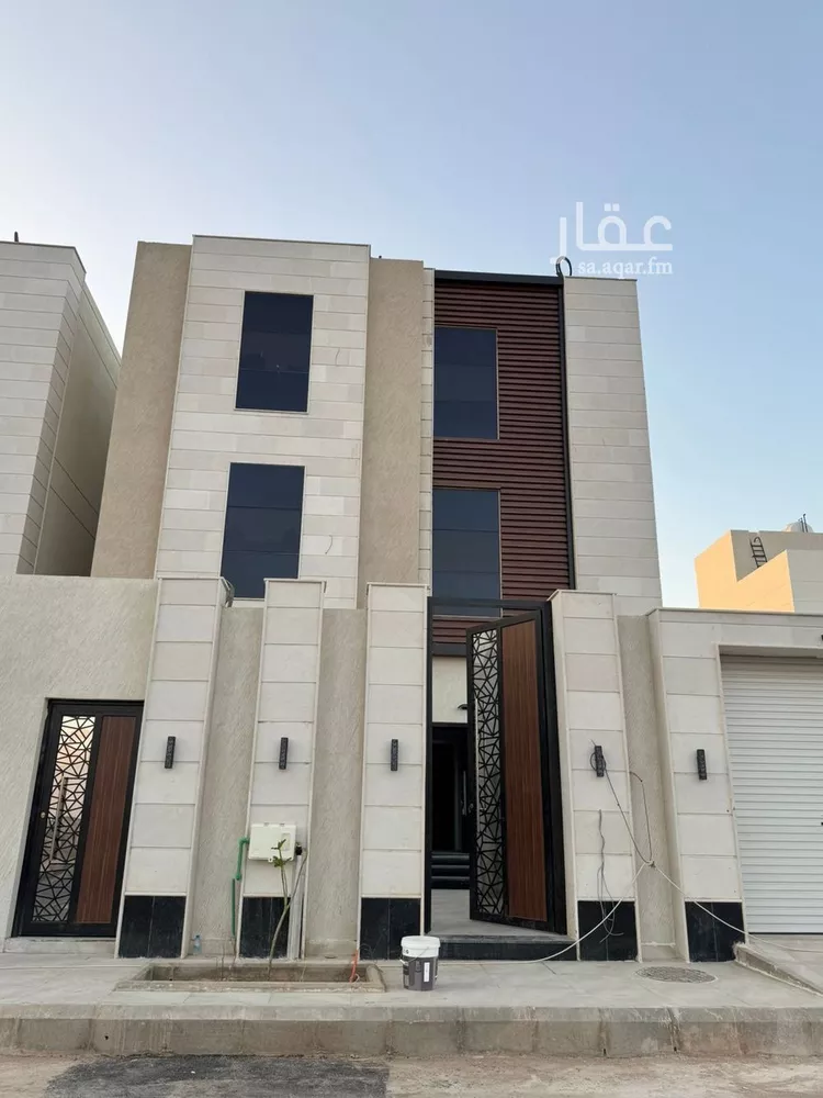 Villa for Sale in Medina Mudhainib