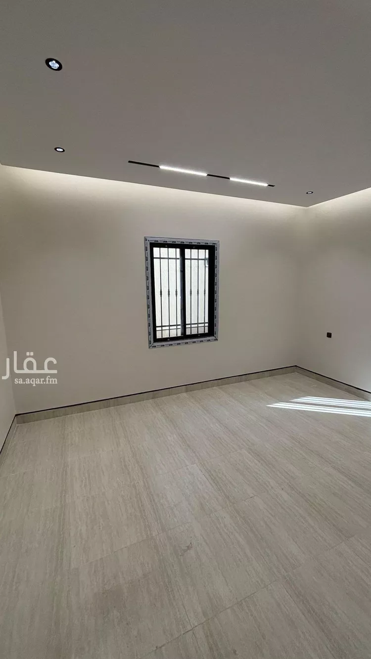 دور للبيع في شارع عبدالله ابن العباس الطيالسي, حي الدفاع, مدينة المدينة المنورة, منطقة المدينة المنورة صورة 3