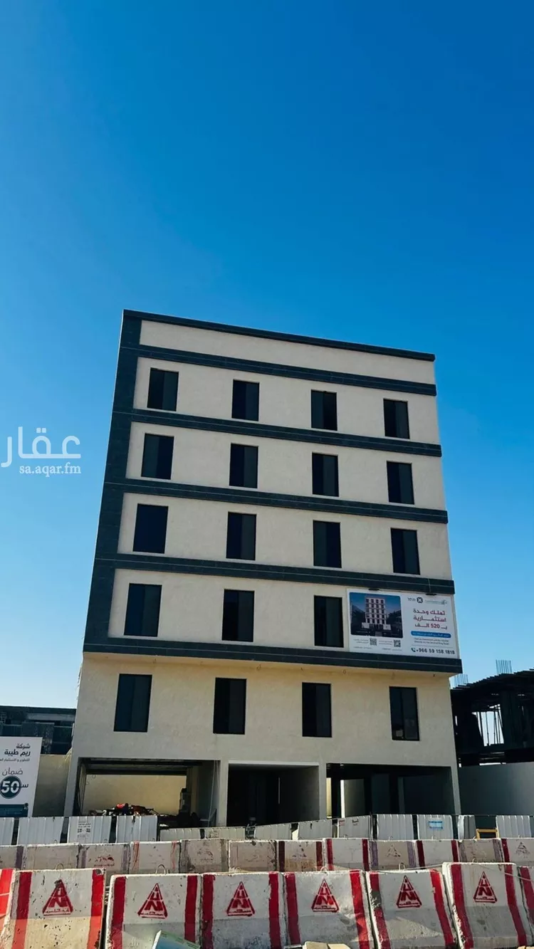 عمارة للبيع في شارع عبدالله ابن ابي عبيدة, حي وادي مذينب, مدينة المدينة المنورة, منطقة المدينة المنورة 1 صورة