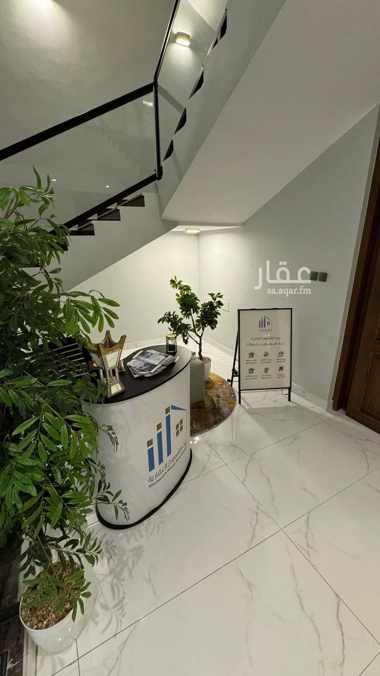 فيلا للبيع في شارع محمد بن المصيصي, حي بنى بياضة, مدينة المدينة المنورة, منطقة المدينة المنورة صورة 3