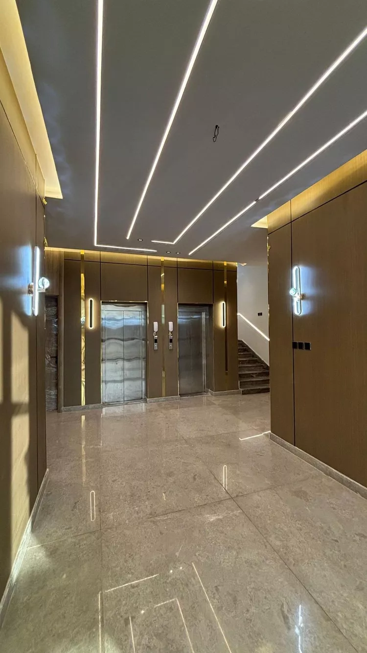 عمارة للبيع في شارع النجائب, حي الدفاع, مدينة المدينة المنورة, منطقة المدينة المنورة صورة 2