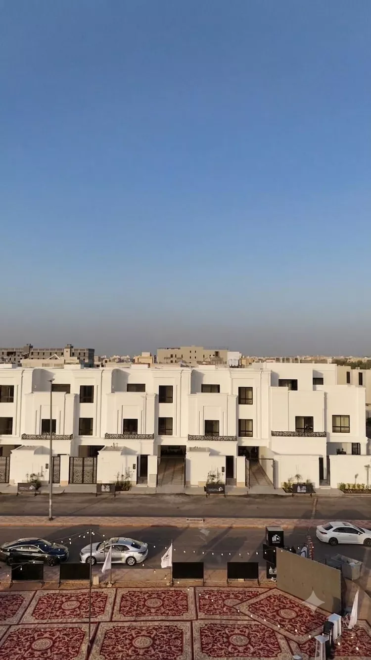 فيلا للبيع في شارع صالح بن خيوان, حي وادي مذينب, مدينة المدينة المنورة, منطقة المدينة المنورة