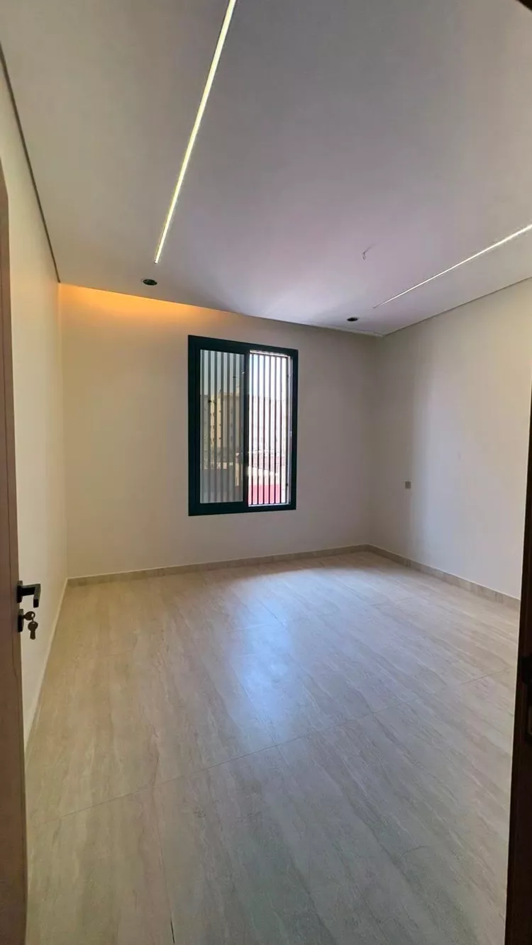 شقة للبيع في شارع الوليد ابن سعيد, حي العريض, مدينة المدينة المنورة, منطقة المدينة المنورة صورة 4