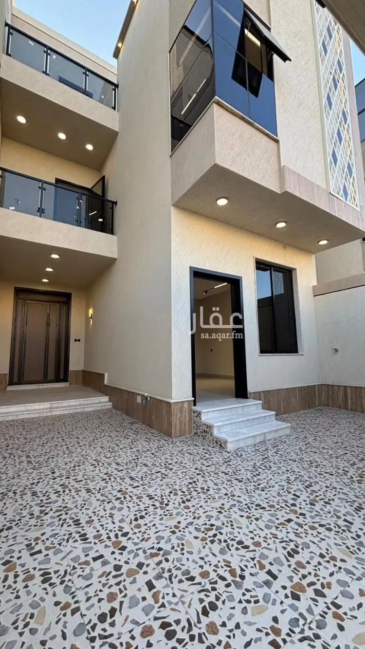 فيلا للبيع في شارع بشر ابن هلال العبدي, حي شوران, مدينة المدينة المنورة, منطقة المدينة المنورة صورة 2