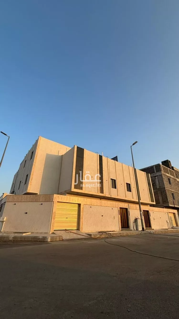 فيلا للبيع في شارع محمد بن صالح الصيمري, حي الدفاع, مدينة المدينة المنورة, منطقة المدينة المنورة